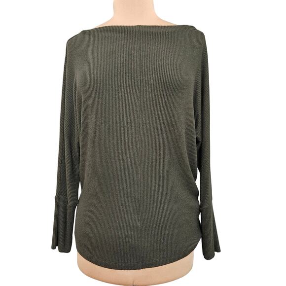 Velvet by Graham & Spencer Olive Green Ribbed Knit Sweater Medium Dolman Casual - Picture 1 of 12